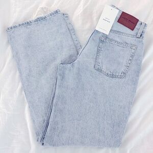 NWT Lucky Brand Light Wash High Rise Wide Leg Jeans, Frayed Hems - Size 8 / 29